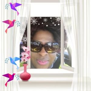 Meet your Posher, Sharon